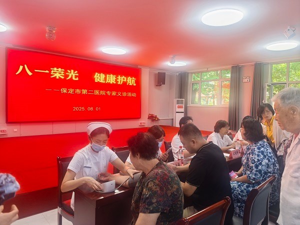 義診送軍休，溫情守護健康長 營養(yǎng)健康咨詢服務(wù)進軍營